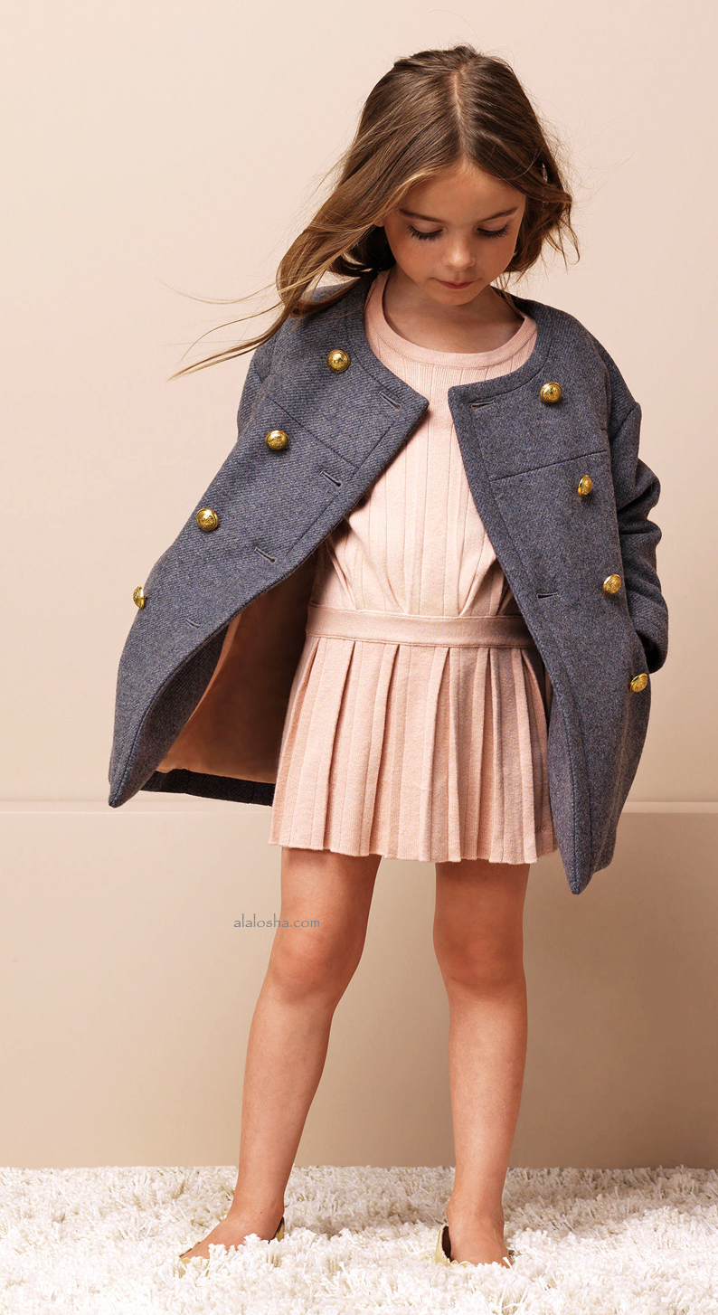 Alalosha Vogue Enfants Must Have Of The Day Chloe Girlish Innocence This Is A Newer Coat