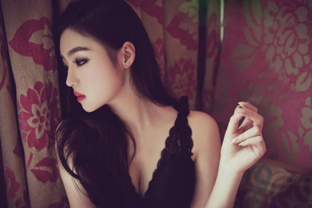 Những gã đàn ông đều phải sốt khi ngấm nhìn các cô