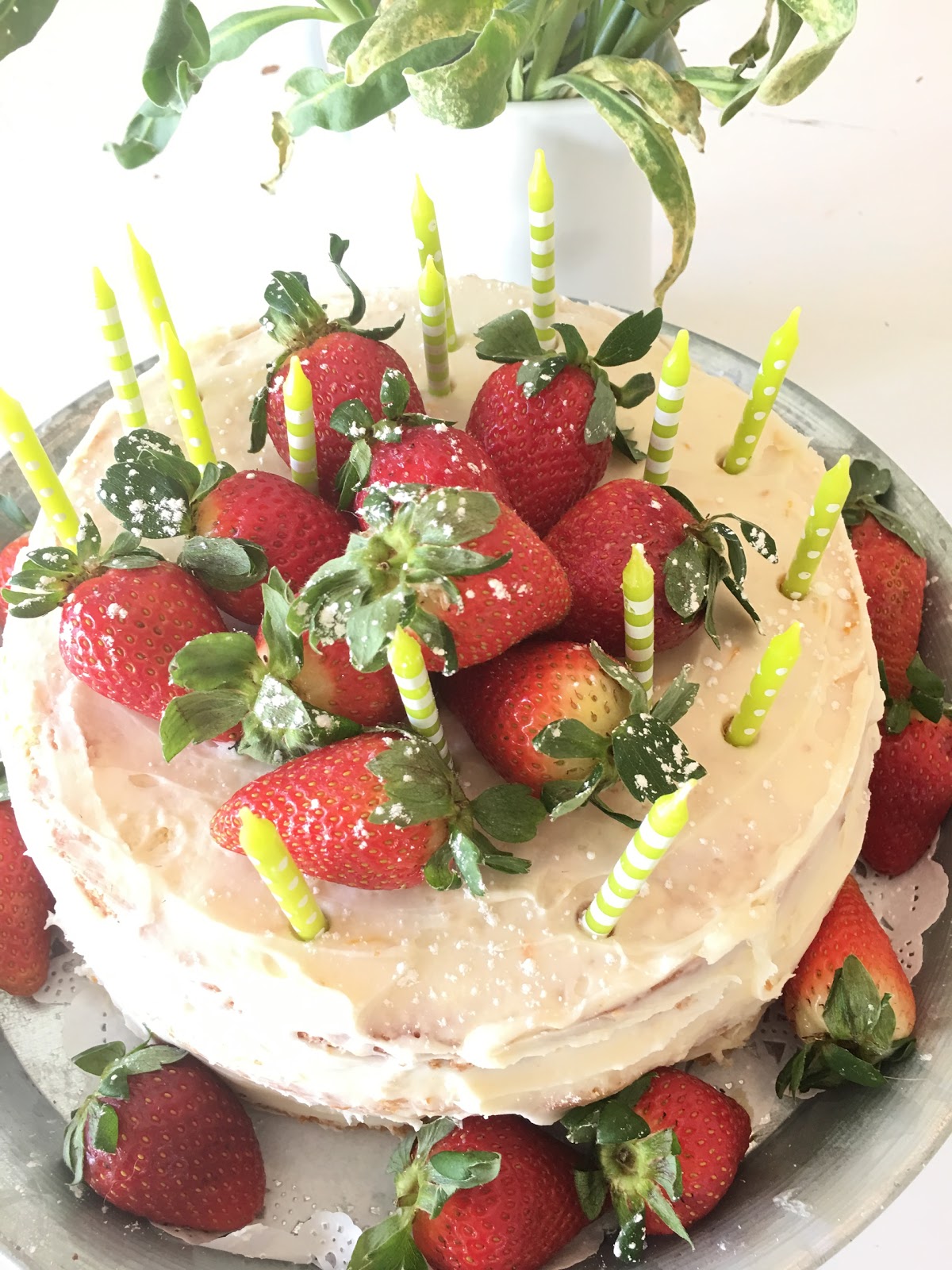 White cake white frosting with strawberries The Style Sisters