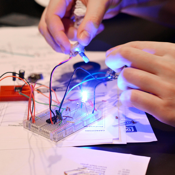 MATRIXSYNTH ELECTRONIC MUSIC SYNTHESIZER BUILDING