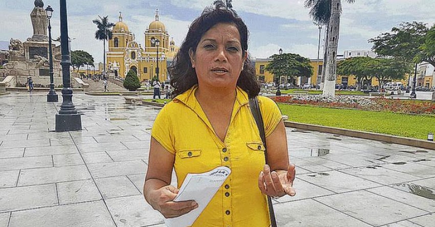 El incremento de 100 soles es una burla más del gobierno, sostiene Lourdes Vásquez Vásquez, secretaria general SSUTEP La Libertad El incremento de 100 soles es una burla más del gobierno, sostiene Lourdes Vásquez Vásquez, secretaria general SSUTEP La Libertad