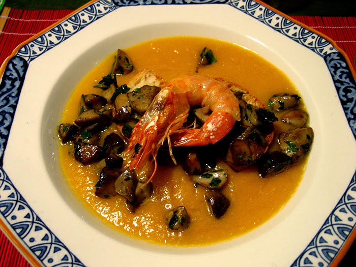 AAA ACCADEMIA AFFAMATI AFFANNATI Crema di zucca, porcini, mazzancolle