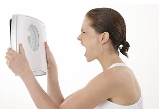 Cara tercepat menurunkan berat badan di rumah Cara tercepat menurunkan berat badan di rumah