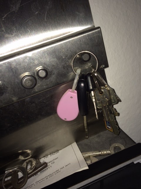 Mona's Blog: LingsFire® Kabellos Key Finder, Funk Schlüsselfinder ...