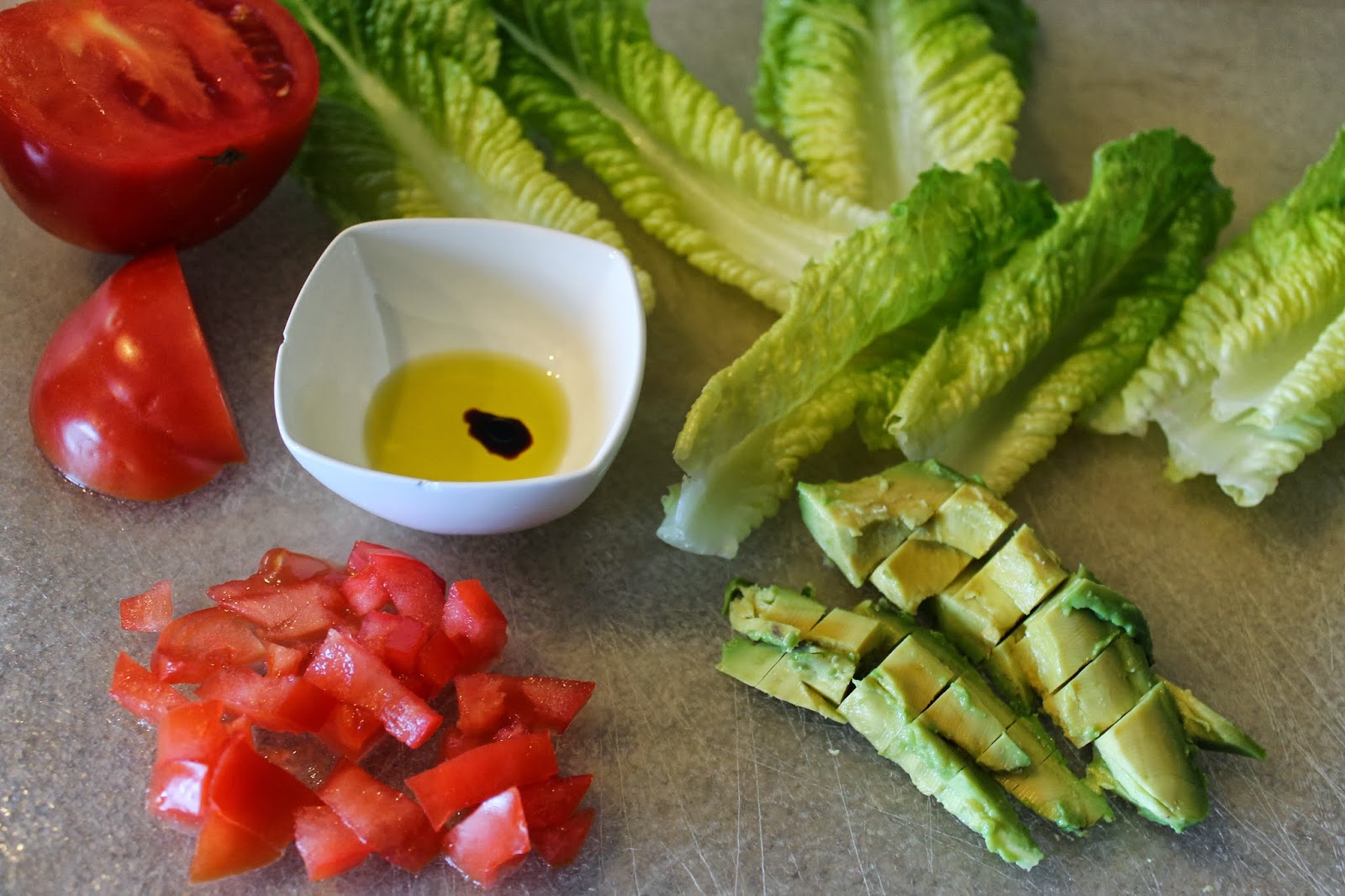 eating well Garlic Avocado Salad