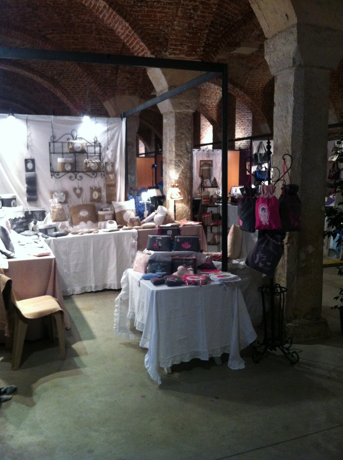 Sur un air d'antan, le passéprésent. Salon des métiers d'Art à Cambrai.