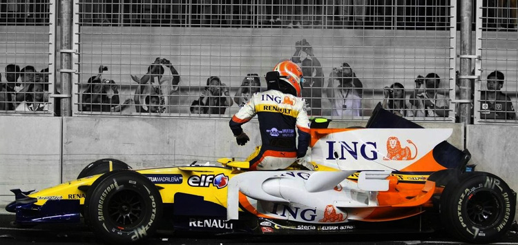 Nelson Piquet Jr. (Renault), crashgate, Singapur 2008