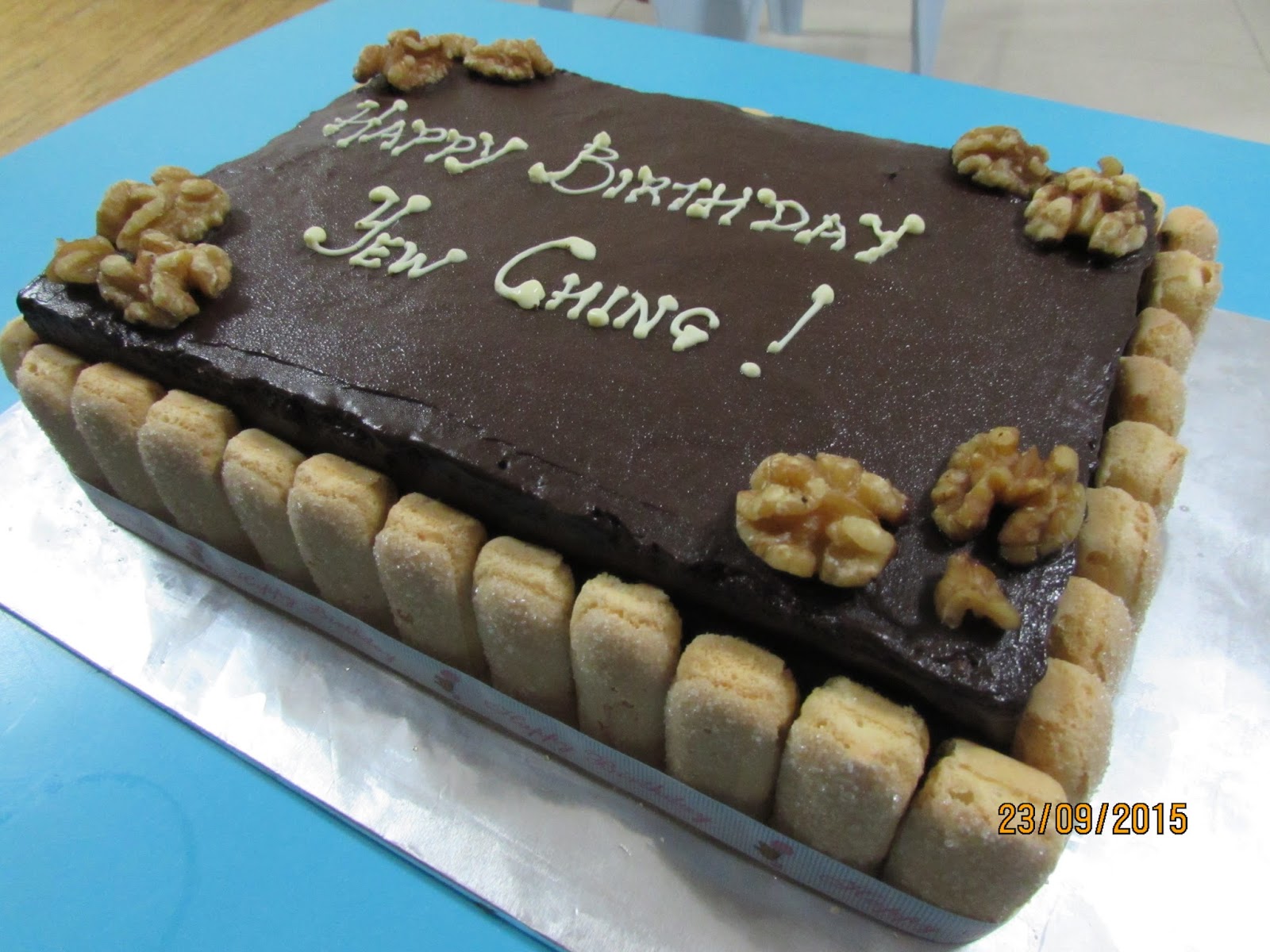 Yummy Baking Chocolate Birthday Cake