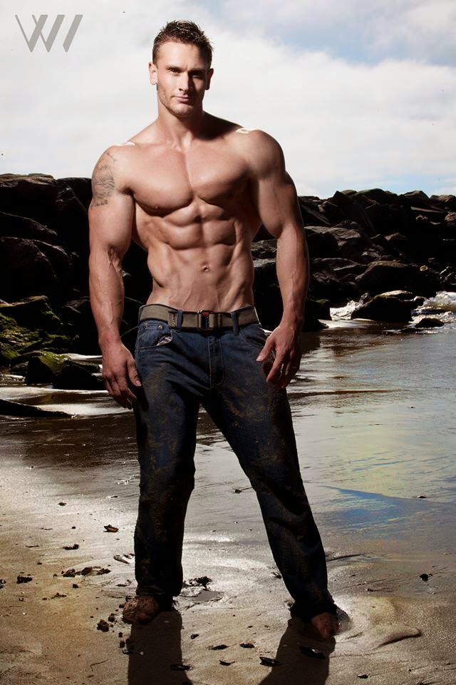 Фитнес модель Michael Stokes