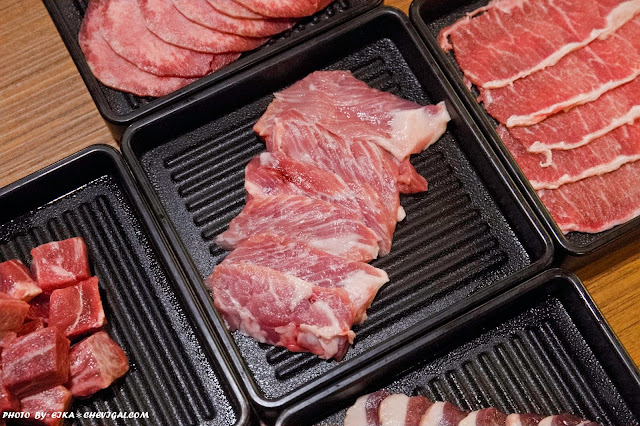 台中燒肉吃到飽推薦,香香燒肉工坊新開幕,超豐富肉品海鮮米食沙拉甜點湯品隨便點!