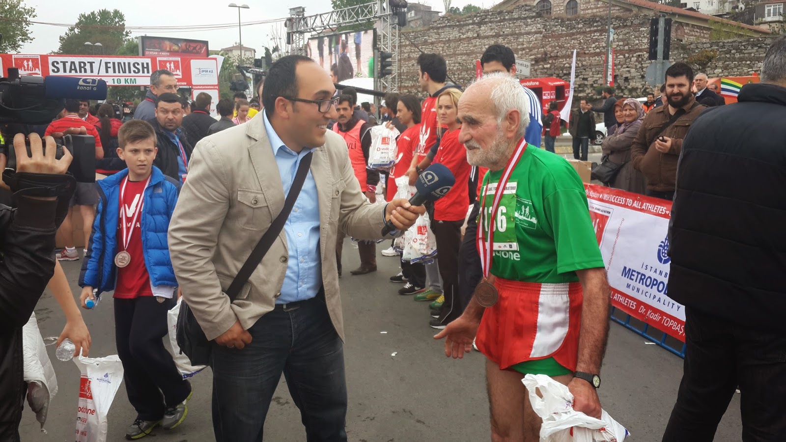 Vodafone Yarı İstanbul Maratonu 2014 Nisan 70-74 yaş yaşlı sporcu