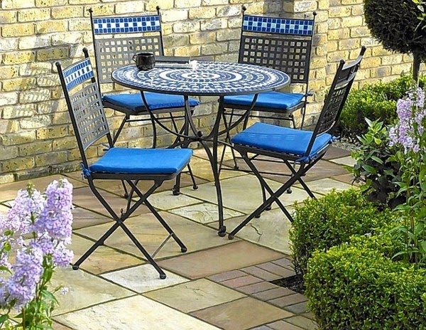 Garden table from Mosaic &#8211; 30 super models!