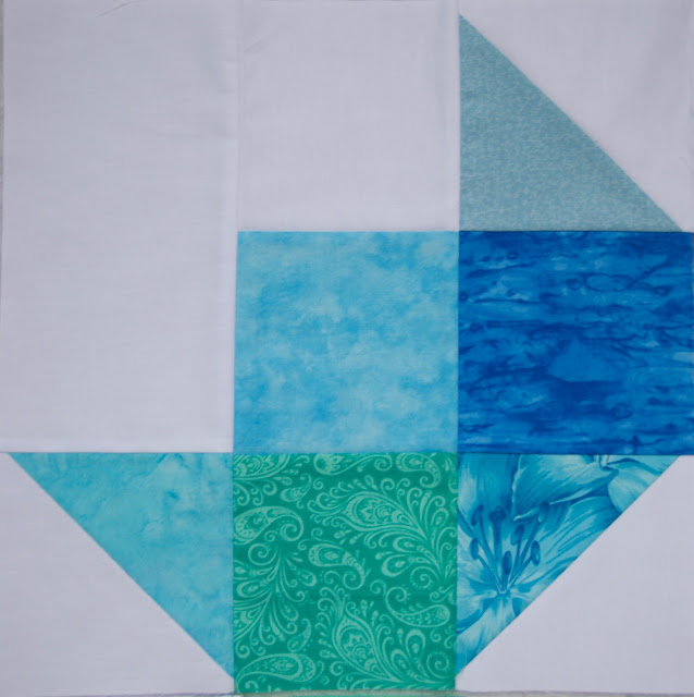 Rainbow rose QAL blue corner