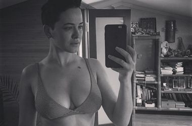 Плешина в голову, жир в ребро!": Толстеющая и лысеющая Пынзарь рискует стать нен