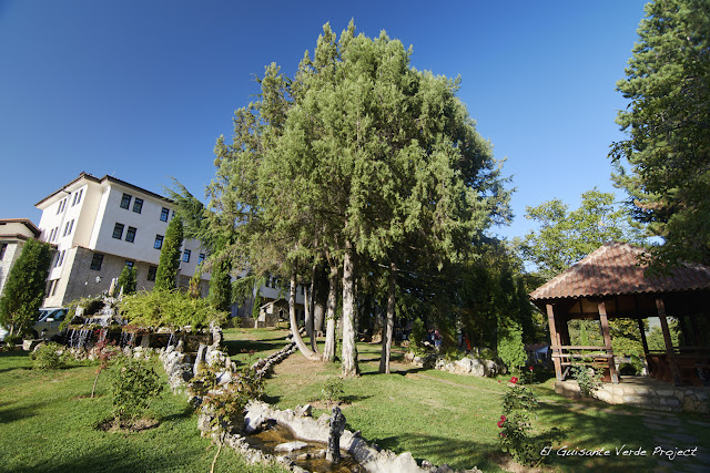 Jardines de Sveti Naum - Macedonia Jardines de Sveti Naum - Macedonia por El Guisante Verde Project