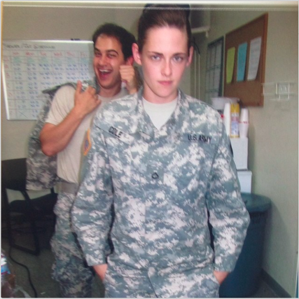 FOREVER.: Nuova-Vecchia foto di Kristen Stewart sul set di Camp X-Ray