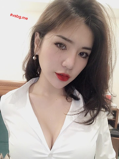 Ảnh hot girl 9x Cctalk mặc áo sơ mi trắng cực gợi cảm