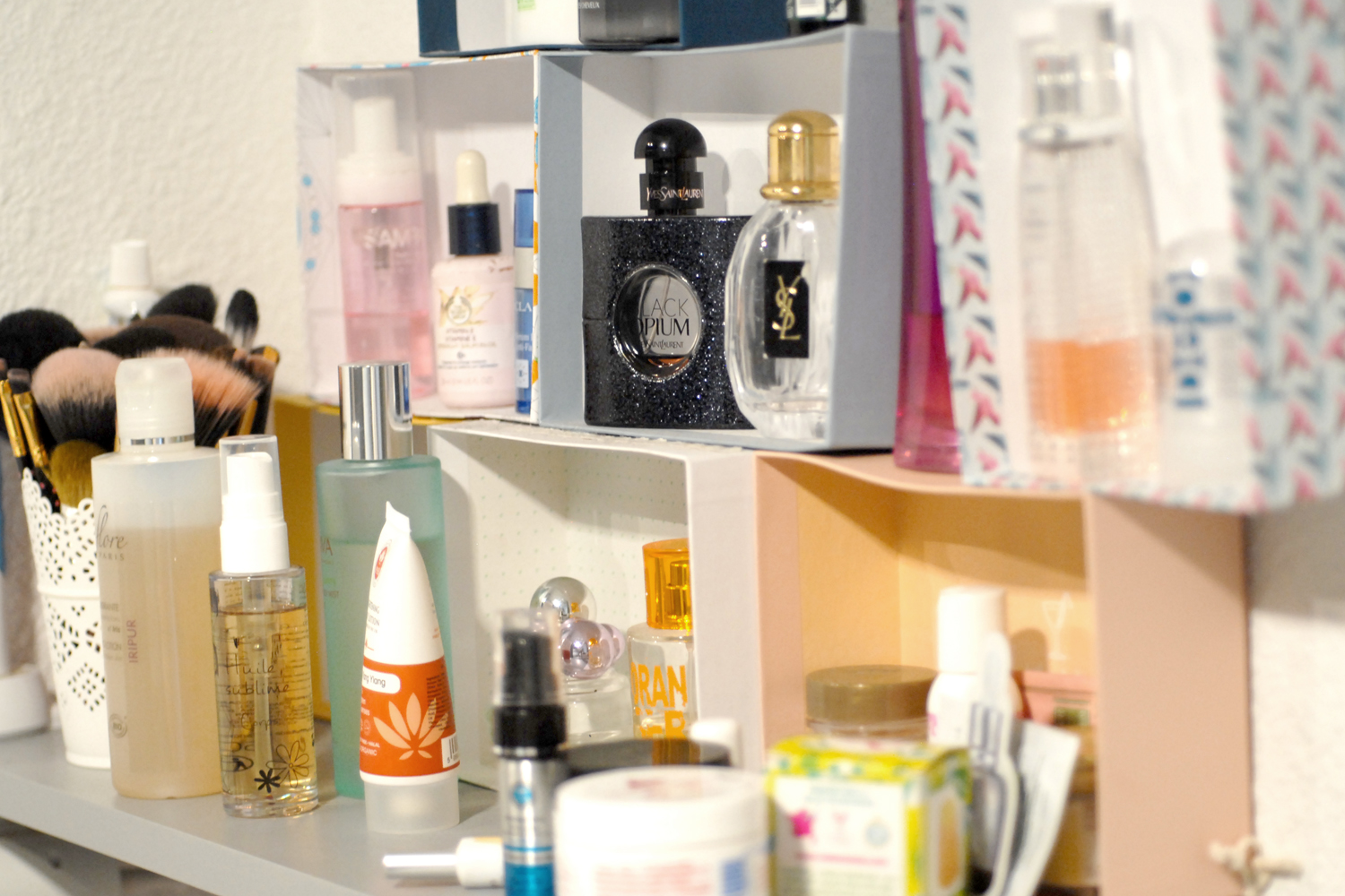 Rangement Maquillage Petits Espaces Toute De Rose Poudr E Rangement Maquillage Petits Espaces Toute De Rose Poudr E