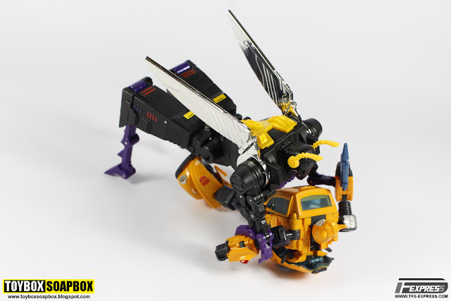 transformers masterpiece bumblebee fanstoys forager