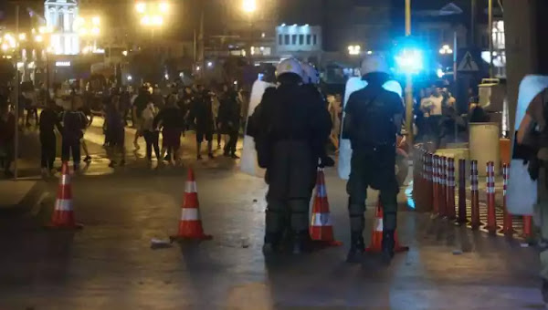 Πρωτοφανές:«Ξεσηκώνονται» και οπαδοί ομάδων κατά των παρανόμων μεταναστών! Πρωτοφανές:«Ξεσηκώνονται» και οπαδοί ομάδων κατά των παρανόμων μεταναστών!