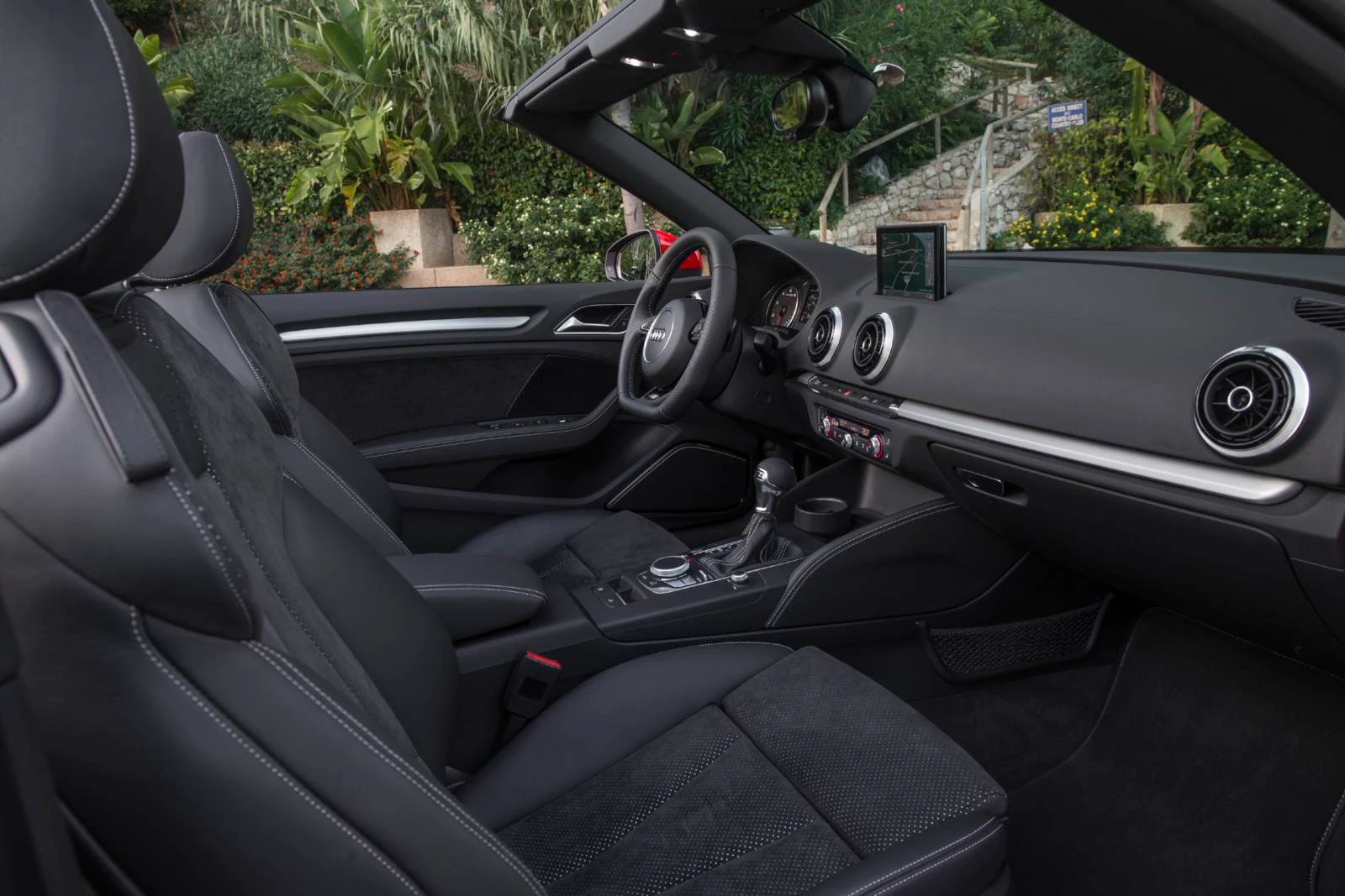 Audi A3 Cabriolet - interior