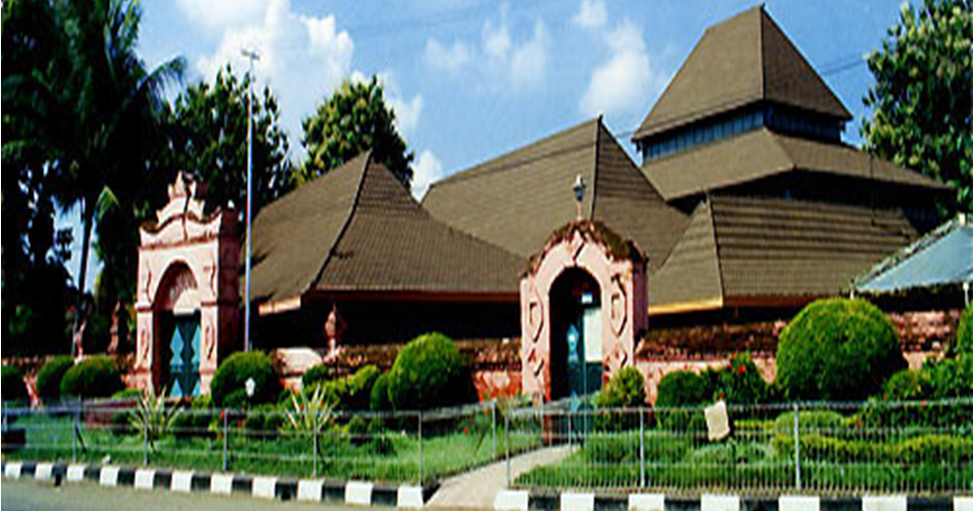 Sejarah Masjid Agung Sang Cipta Rasa Cirebon - Sejarah Cirebon