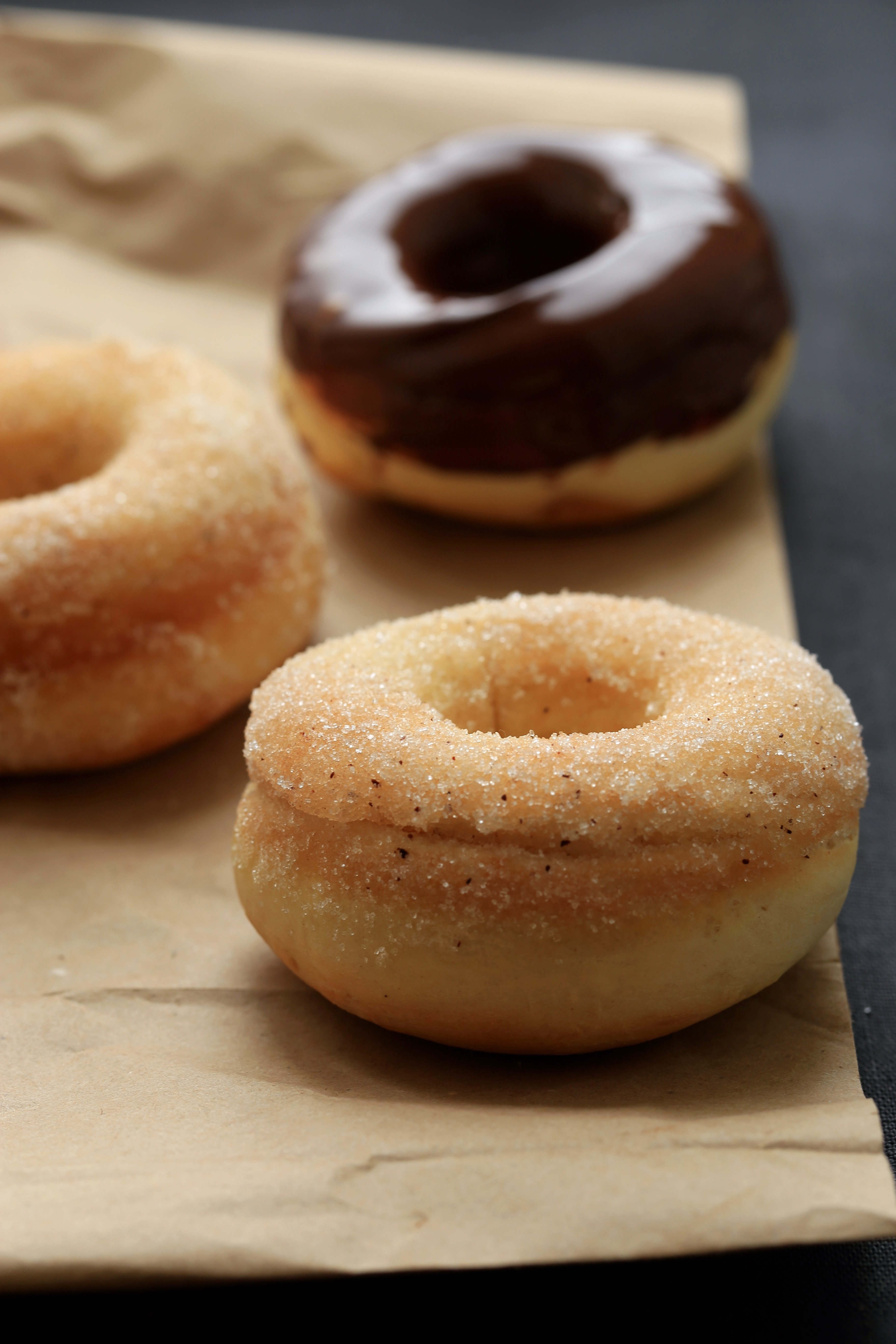 donuts au four , baked doughnuts , beignets légers au four