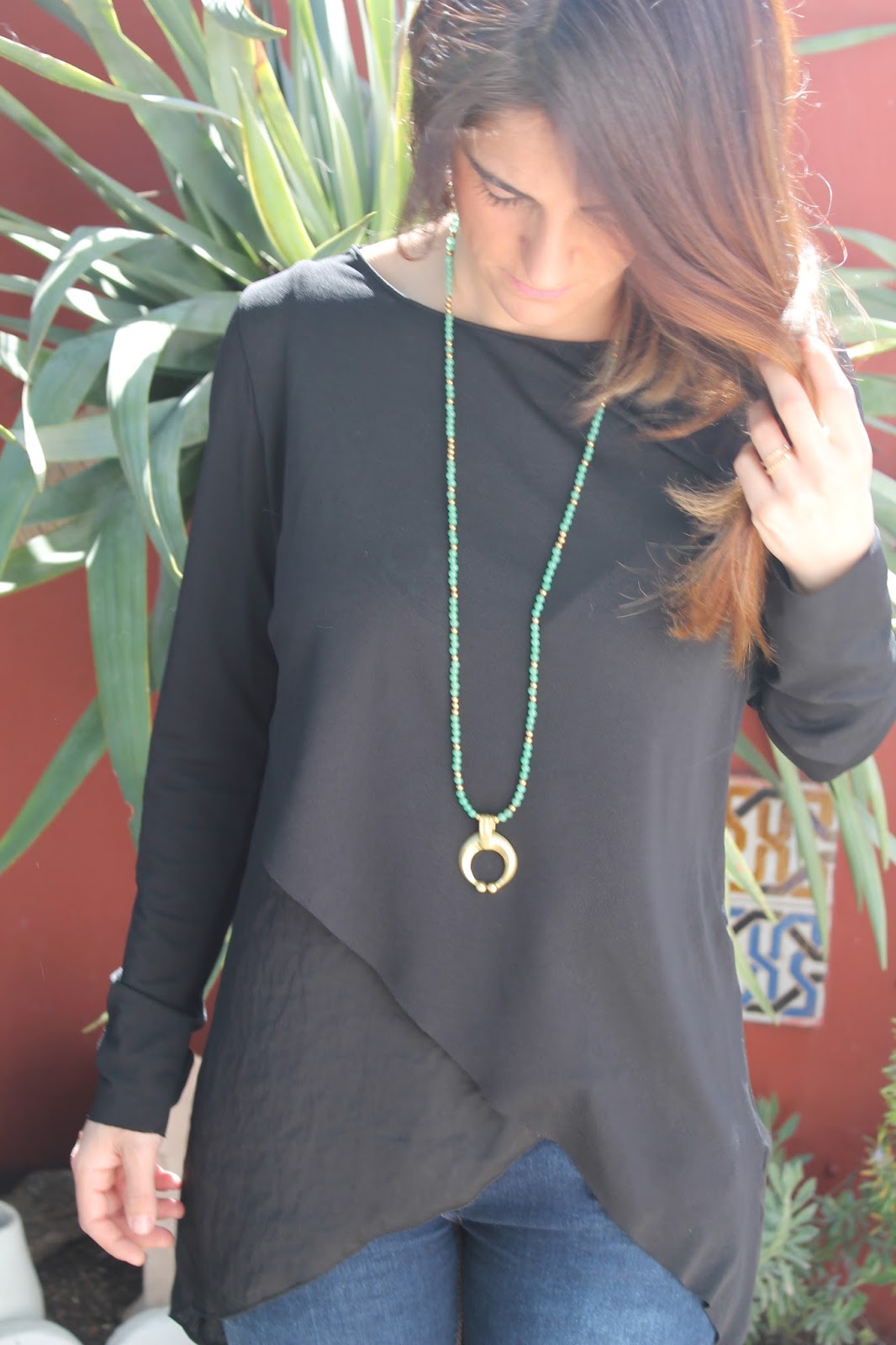 Paula Vega Joyas: Huella de Diosas - Latón