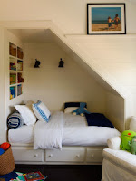 Dormitorio bajo escalera Habitación debajo escalera