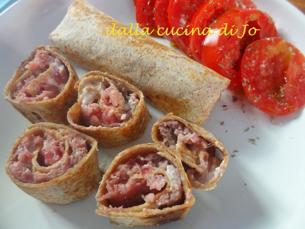 ''dalla cucina di Jo'' Tortillas integrali con salsiccia al finocchio e ricotta