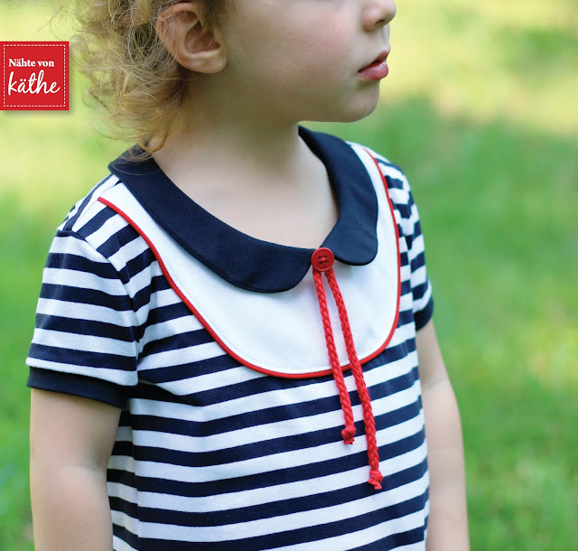 Mini-Mathilda vom Kreativlabor Berlin maritimes Kleid nach dem Schnitt der Mini-Mathilda vom Kreativlabor Berlin, Leggings nach den Beinschmeicheleien von Rosarosa