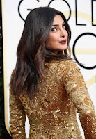 priyanka chopra cleavage show photos at golden globe awards 2017%2B%25283%2529