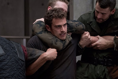 Image of Theo James in The Divergent Series: Allegiant