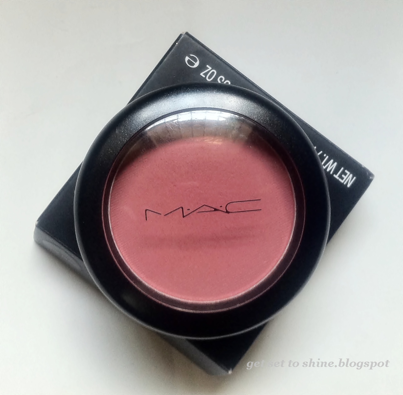 get set to shine MAC Blush In Desert Rose (swatch&review)