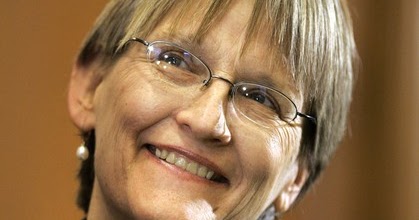 элен каррер д анкосс. нарочницкая наталия алексеевна. басовская историк. доктор исторических наук наталья нарочницкая. известные женщины историки.