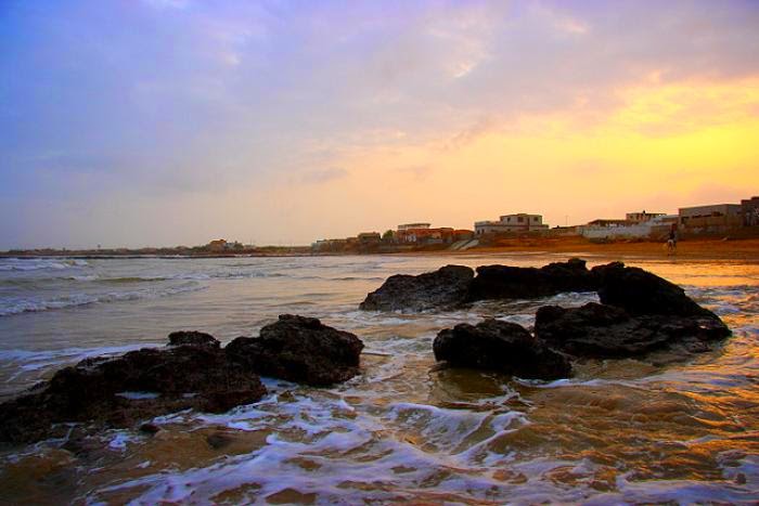 Hawke’s Bay Beach, Karachi Beach