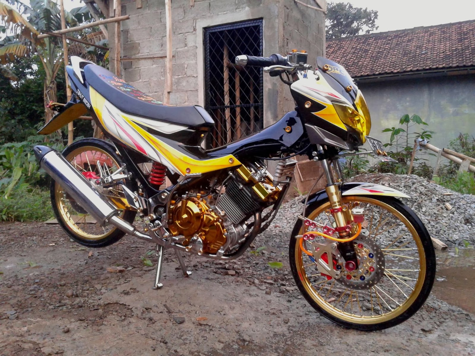 Modifikasi Motor Fu 2012 Gtx Concept