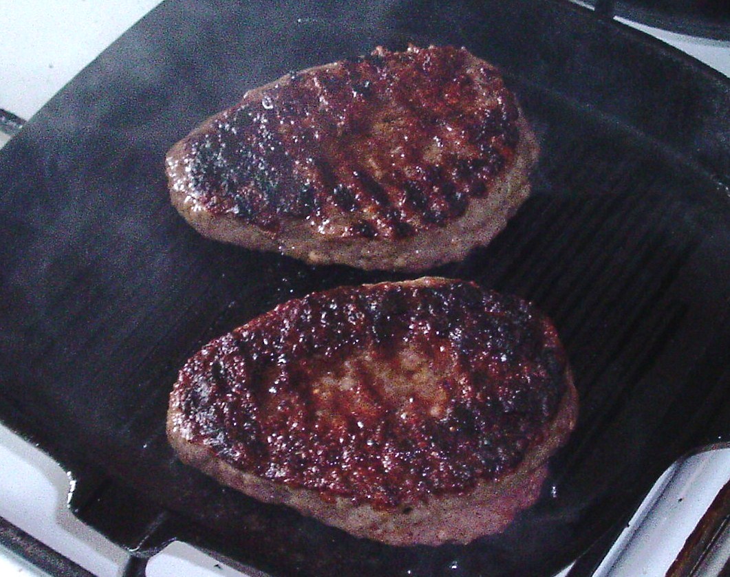 What Should I Have for Dinner Tonight? Venison Burger with Spicy Stir