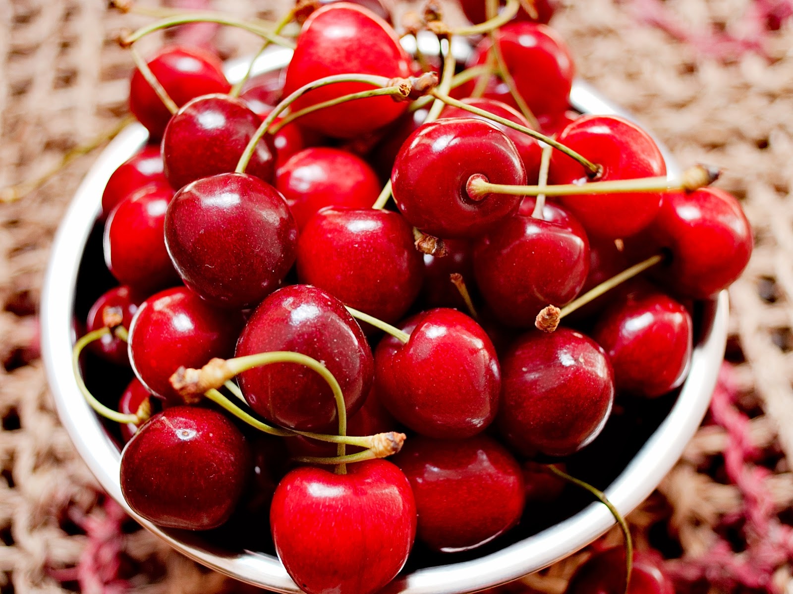 Natural health remedies 10 great benefits of eating cherries 