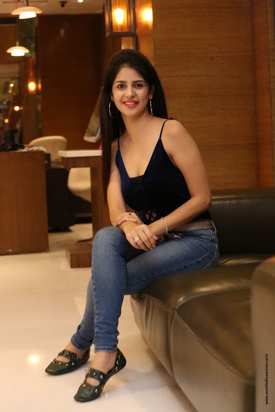 Kashish Vohra at Saptagiri LLB Movie interview 