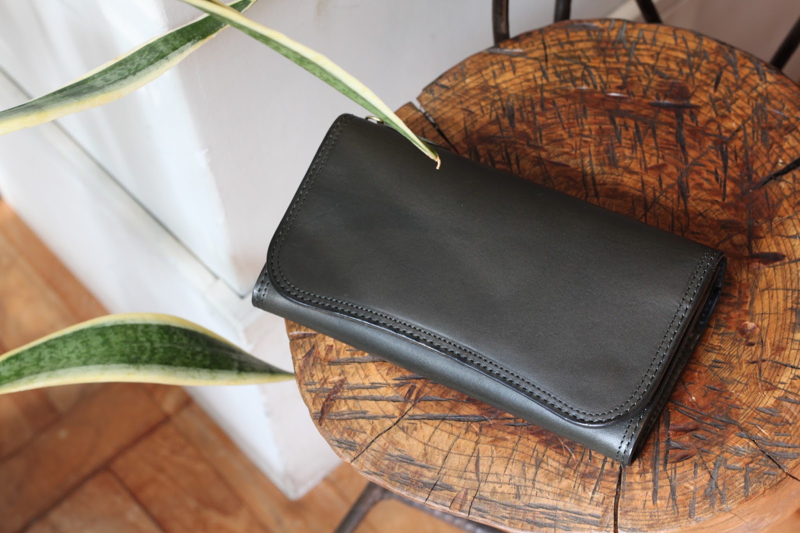 CORBO ]コルボの公式サイト Deep Collar のエイジング