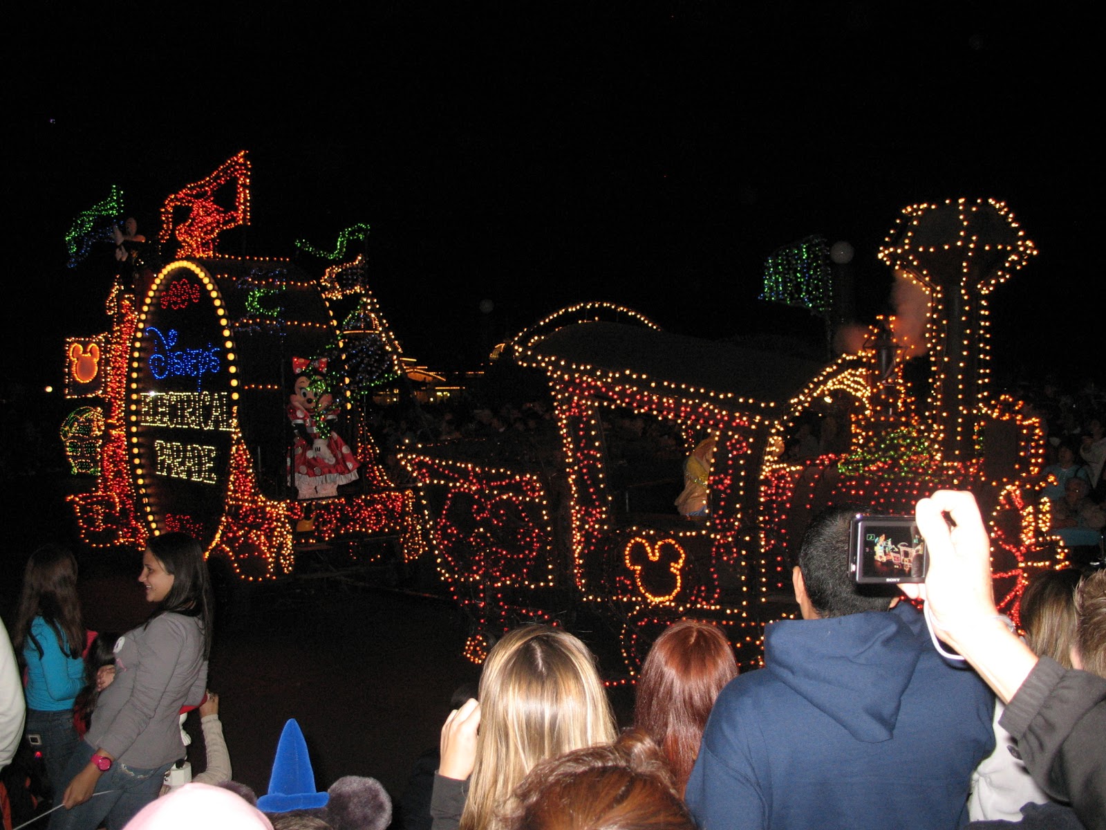 Delightful Davis Boys Disney World Magic Kingdom Night Parade