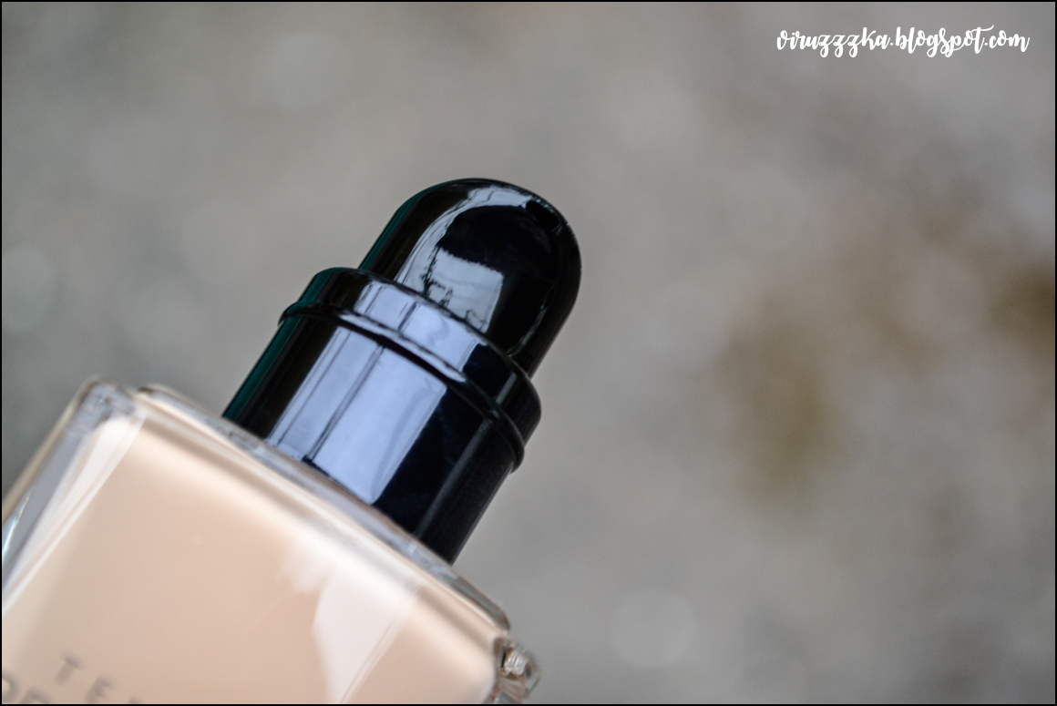 Guerlain Tenue de Perfection SPF 20 - 01 Beige Pale Guerlain Tenue de Perfection SPF 20 - 01 Beige Pale
