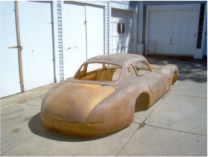 You are bidding on a 1955 Mercedes 300SL Gull Wing Fiber Glass Body Unused....