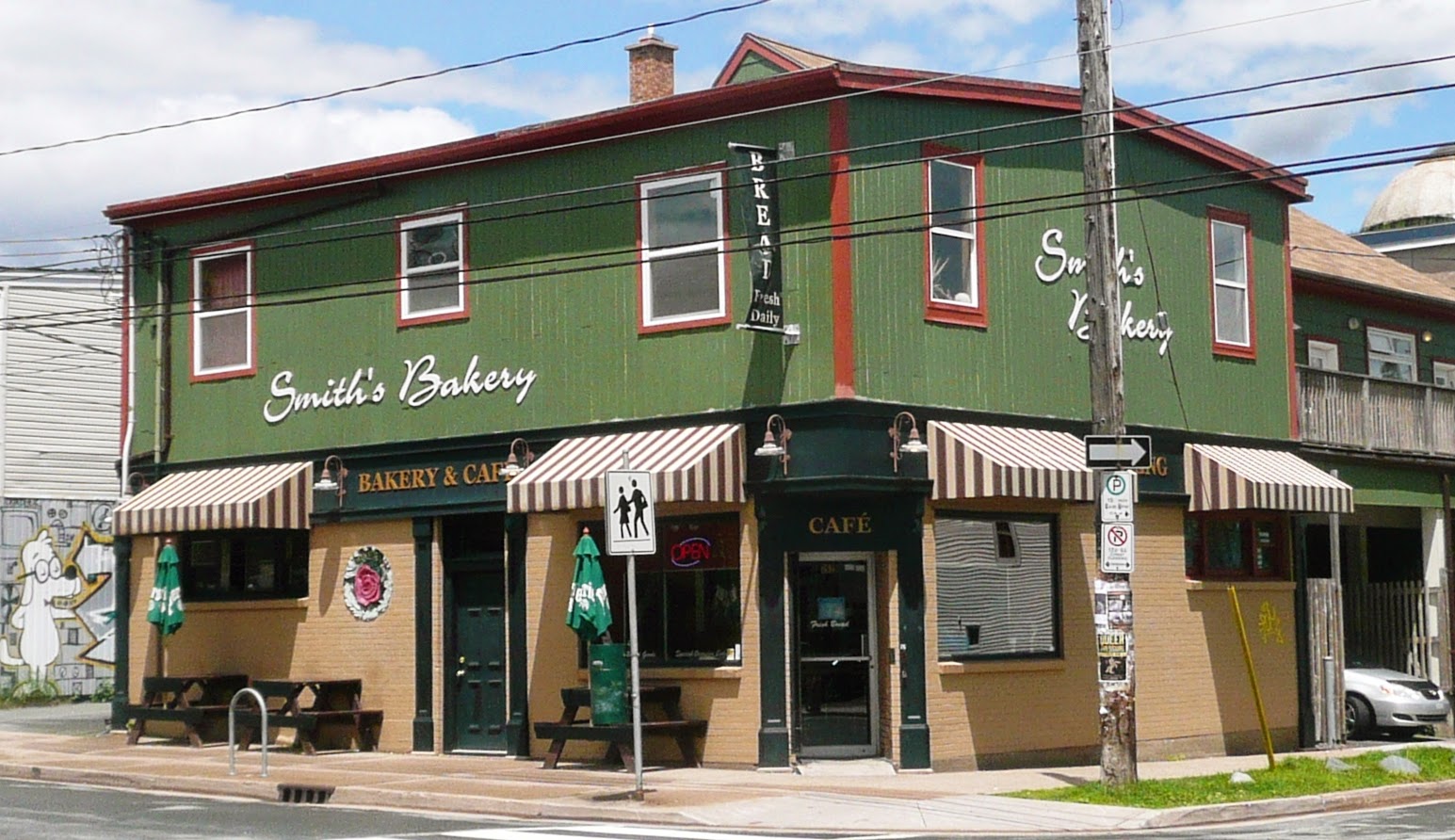 Mimi's Cake Tour Smith's Bakery