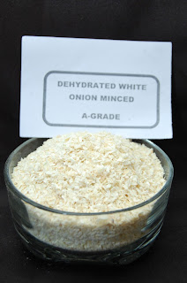 DEHYDRATED WHITE ONIONS / ONION MINCED