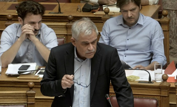 Το αστείο της ημέρας Τόσκας: «Επιφυλάσσουμε σκληρότερη αντιμετώπιση στους μπαχαλάκηδες» Το αστείο της ημέρας Τόσκας: «Επιφυλάσσουμε σκληρότερη αντιμετώπιση στους μπαχαλάκηδες»