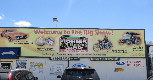 How to Love Where You Are and Eat Where the Locals Eat!!: PIONEER AUTO