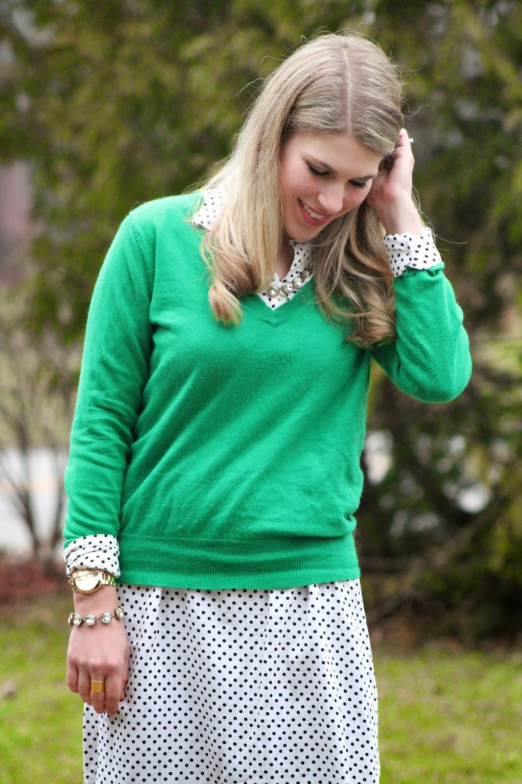 I do deClaire: Polka Dot dress and Green Sweater