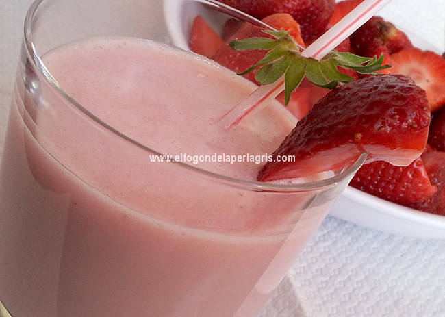 Batido de fresas natural Batido de fresas natural